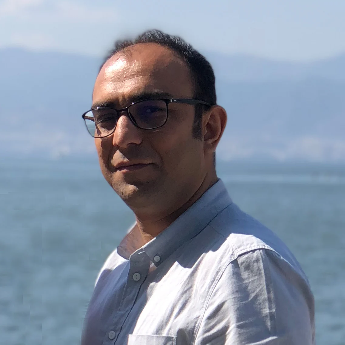 تیم آذر آنلاین- سینا نصیری باویل